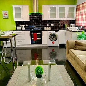 https://london-luxury-2bed-reception-garden-apartment.brighton-hotels-england.com