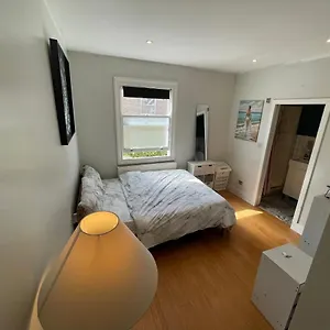 https://leytonstone.cambridgehotelsuk.com